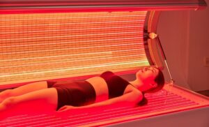 benefits on red light therapy on stomach