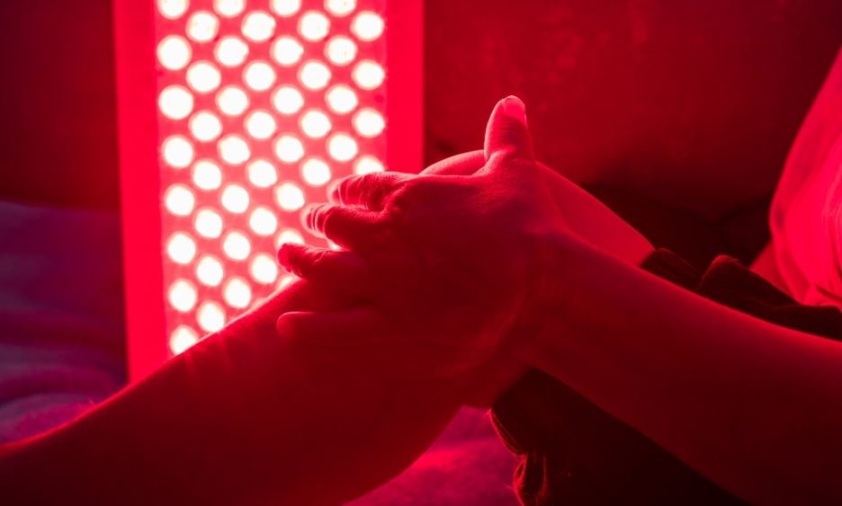 Red Light Therapy Supports Athletic Recovery